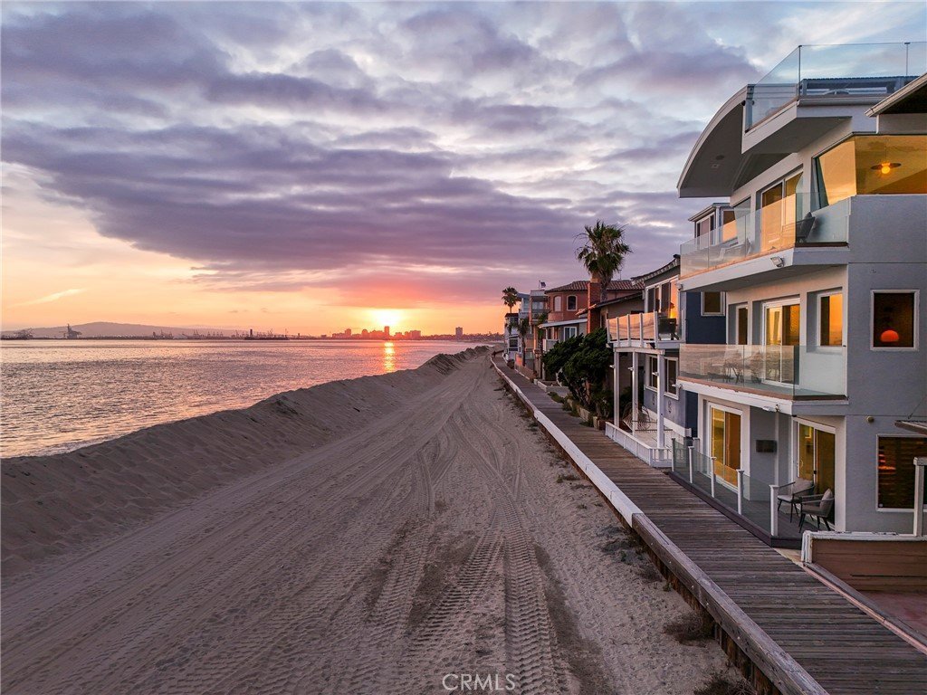 6815 E Seaside Walk Long Beach CA 90803 57 6815 E Seaside Walk Long Beach CA 90803