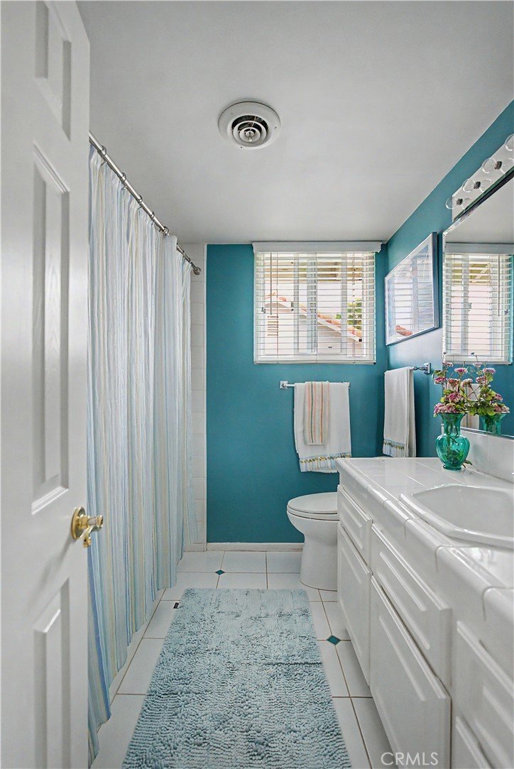22671 Town Crier Calabasas CA 91302 33 22671 Town Crier Calabasas CA 91302