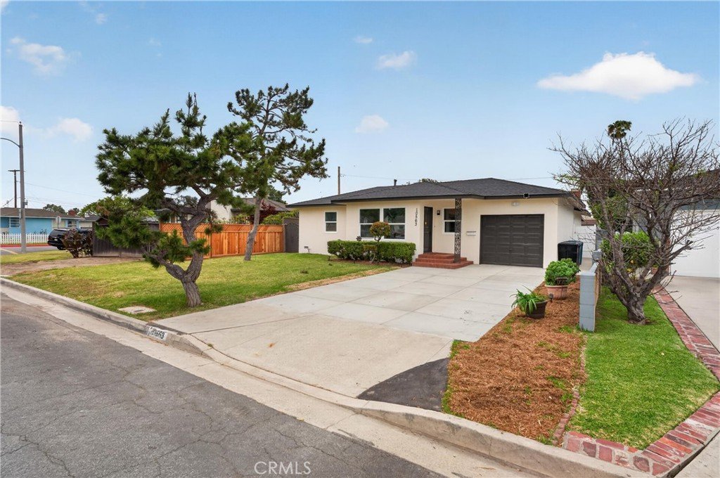 10563 Bluefield Whittier CA 90604 41 10563 Bluefield Whittier CA 90604
