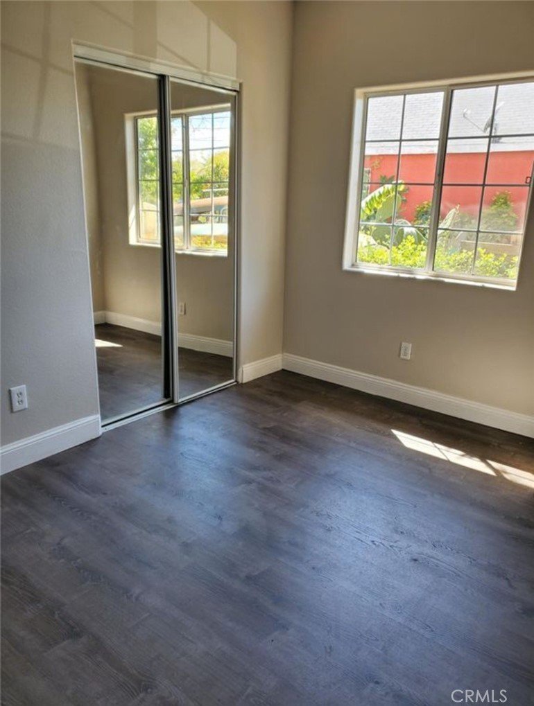 1259 E 49th Los Angeles CA 90011 4 1259 E 49th Los Angeles CA 90011