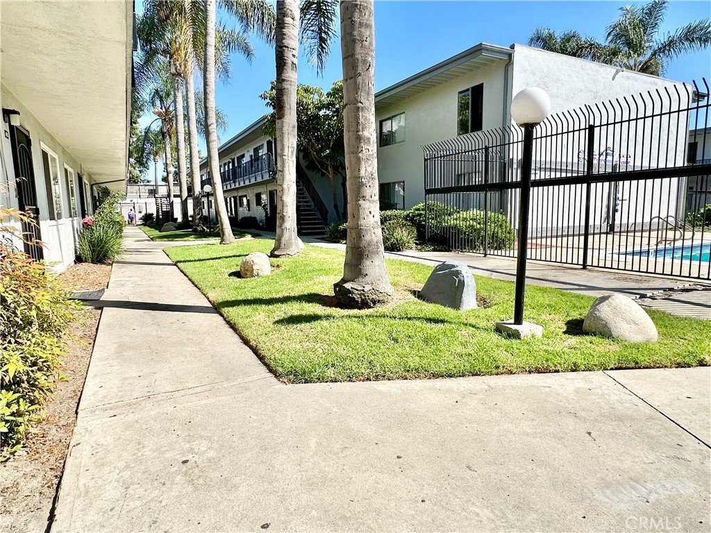 5500 Ackerfield Avenue 502 Long Beach CA 90805 19 5500 Ackerfield Avenue 502 Long Beach CA 90805