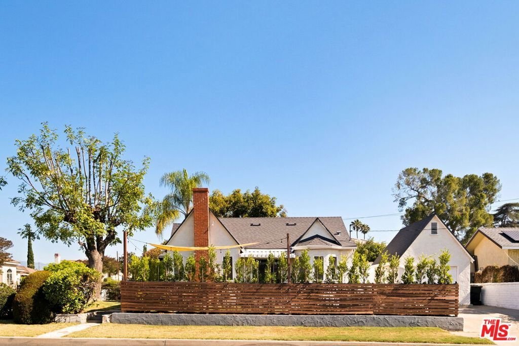 1044 Walnut Street San Gabriel CA 91776 22 1044 Walnut Street San Gabriel CA 91776