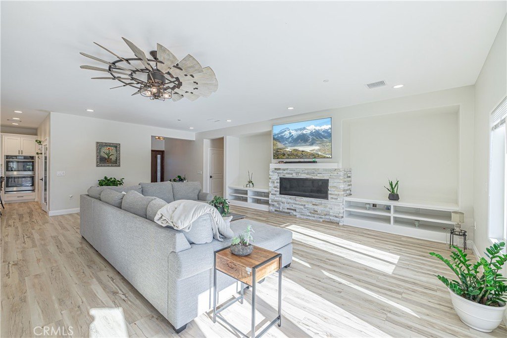 42620 25th W Lancaster CA 93536 31 42620 25th W Lancaster CA 93536
