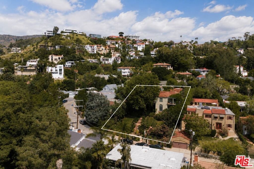 6470 Ivarene Avenue Los Angeles CA 90068 21 6470 Ivarene Avenue Los Angeles CA 90068