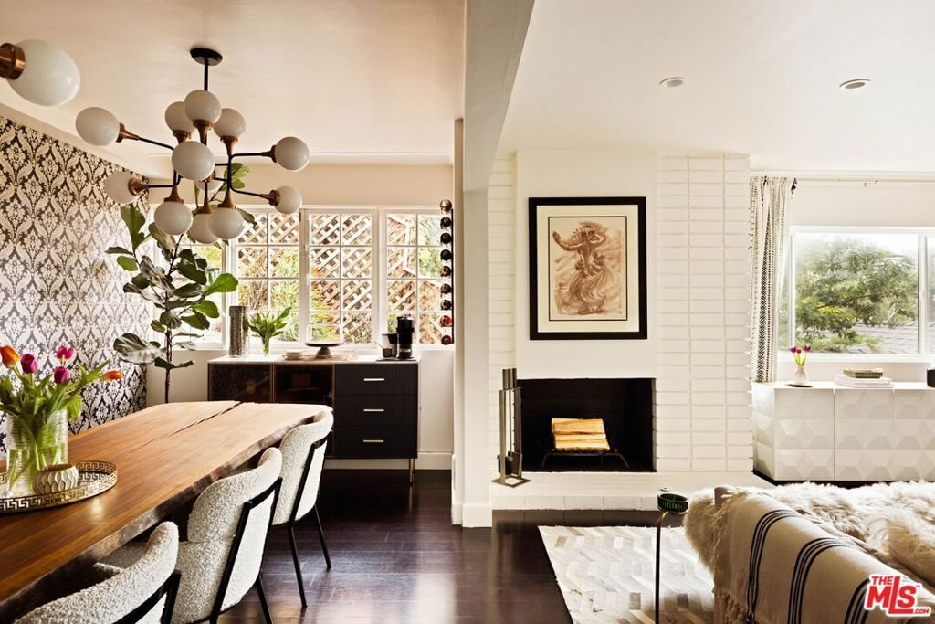 8525 Ridpath Drive Los Angeles CA 90046 24 8525 Ridpath Drive Los Angeles CA 90046