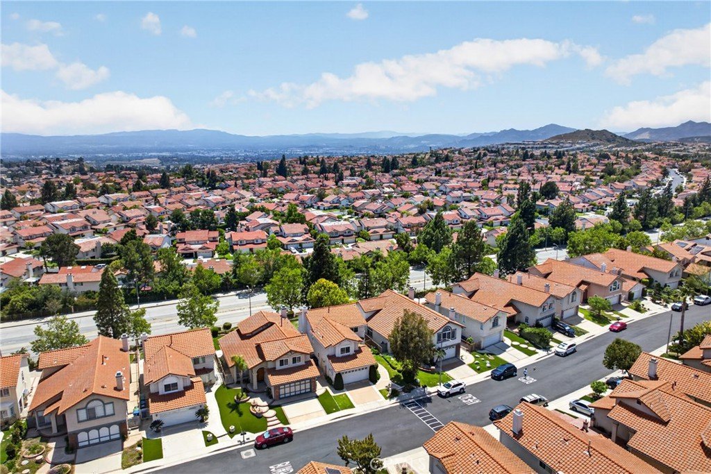 19468 Kilfinan Street Porter Ranch CA 91326 48 19468 Kilfinan Street Porter Ranch CA 91326