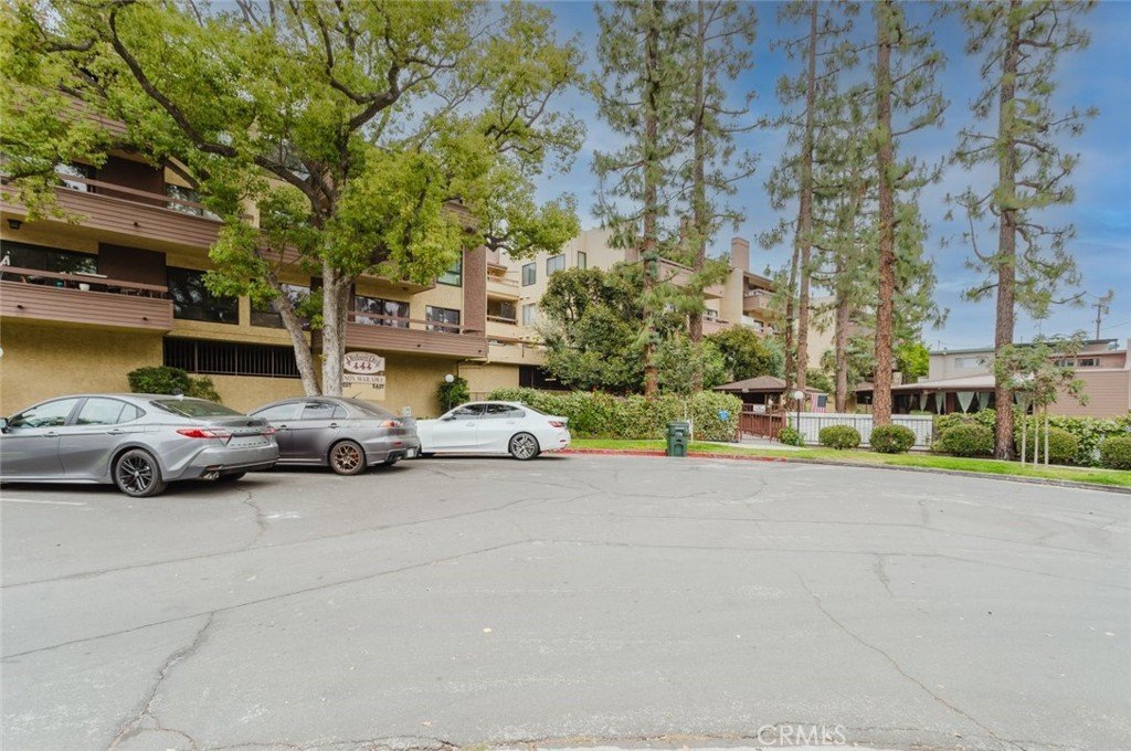 444 Piedmont Avenue 129 Glendale CA 91206 60 444 Piedmont Avenue 129 Glendale CA 91206