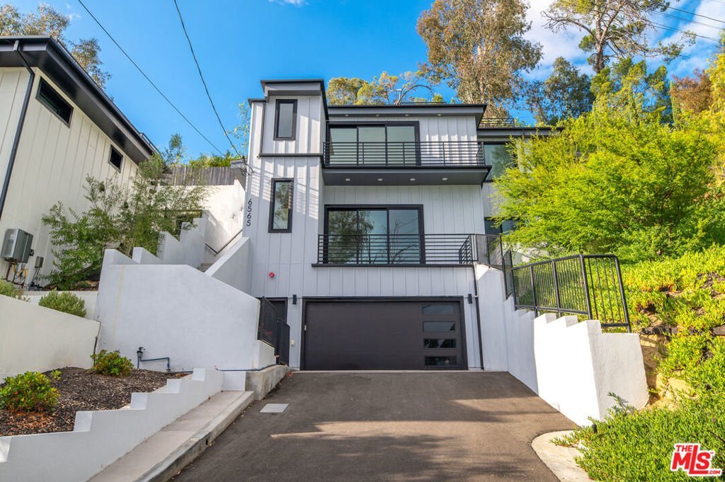 6565 Pickwick Street Los Angeles CA 90042 54 6565 Pickwick Street Los Angeles CA 90042