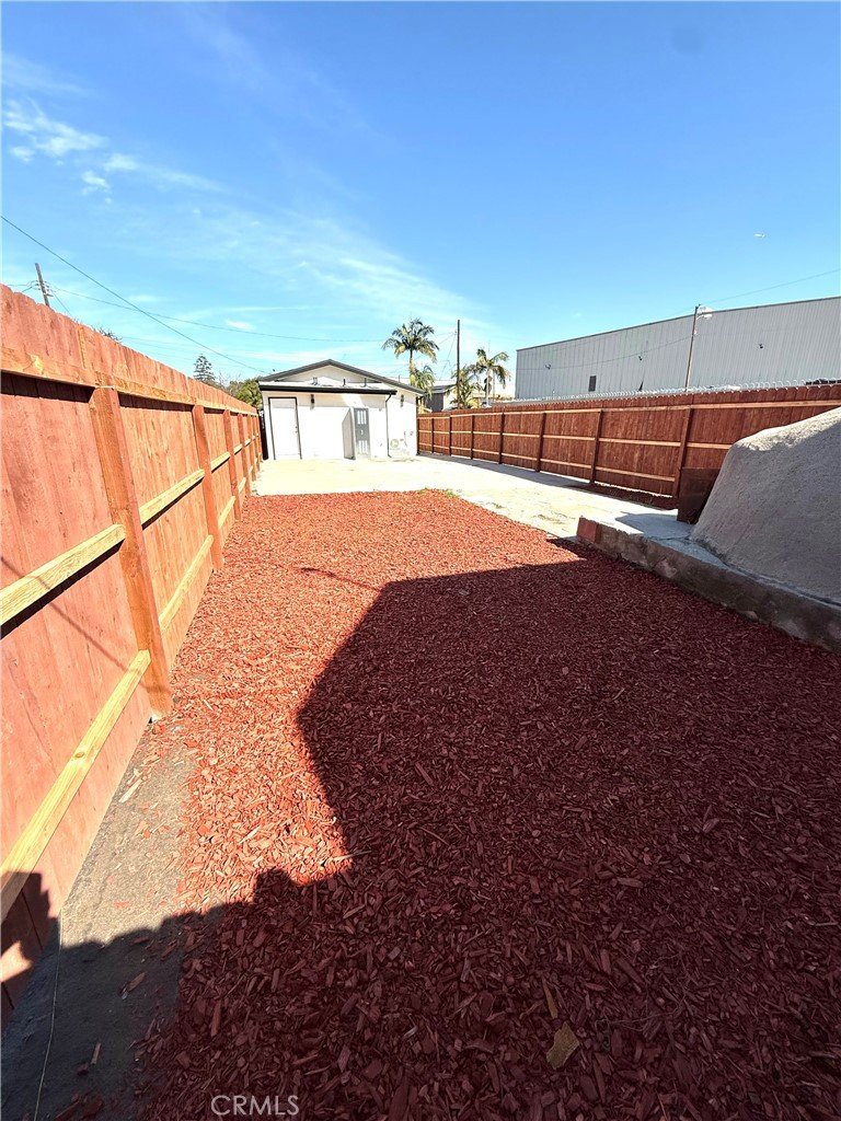 2368 E 107 th st Los Angeles CA 90002 9 2368 E 107 th st Los Angeles CA 90002
