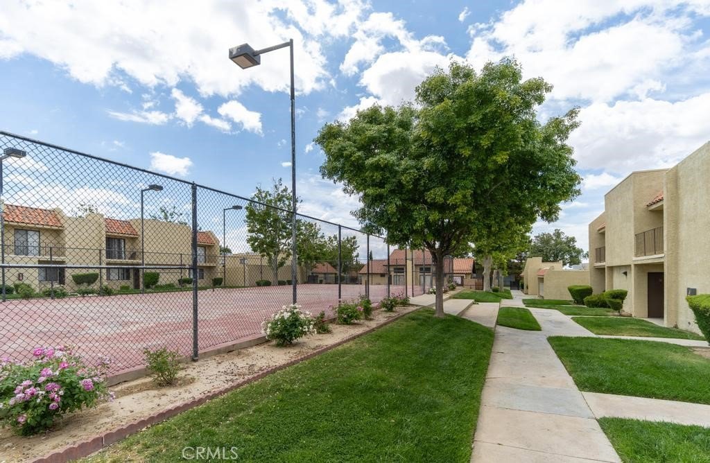 44200 Kingtree 16 Lancaster CA 93534 28 44200 Kingtree 16 Lancaster CA 93534