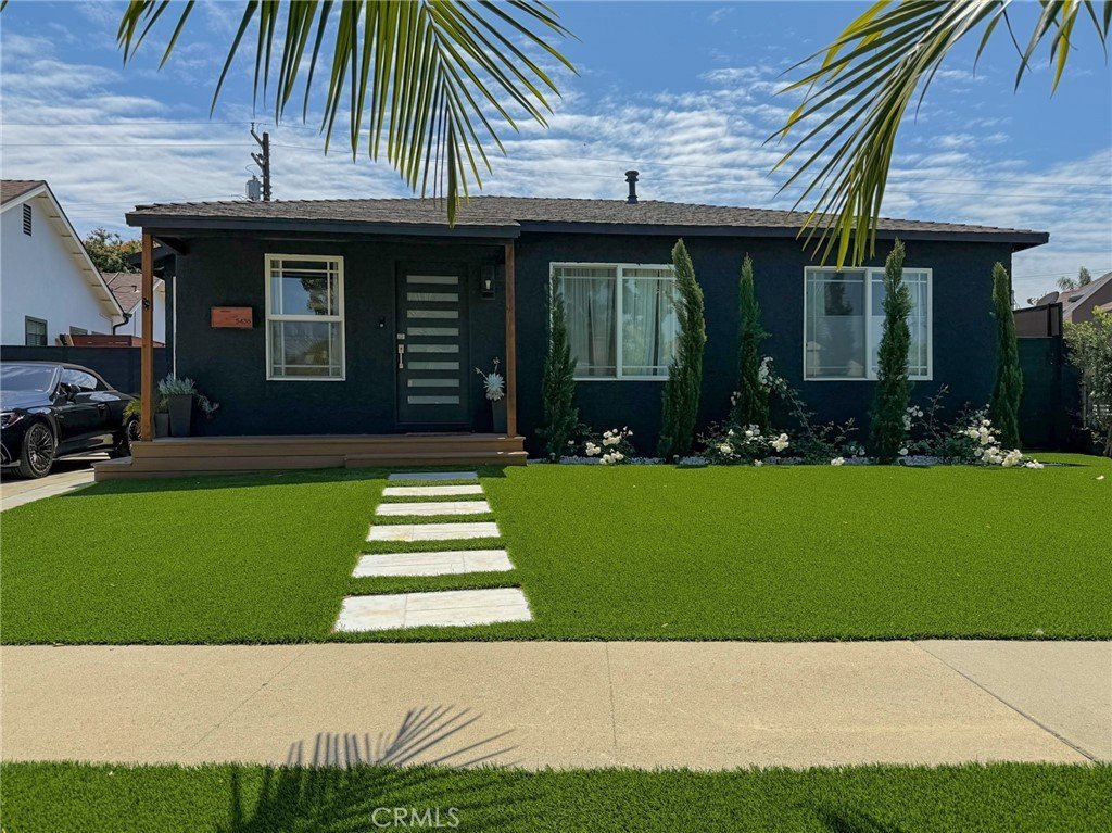 5438 E Walkerton St. Long Beach CA 90808 44 5438 E Walkerton St. Long Beach CA 90808
