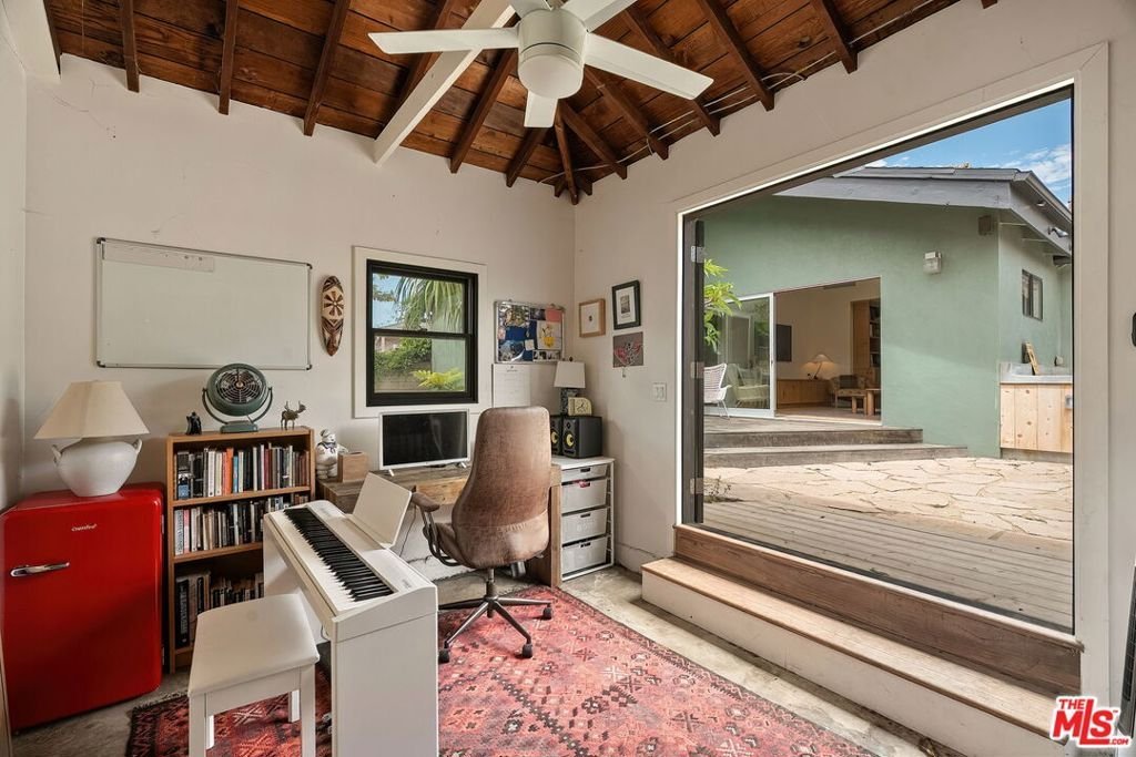 3525 Mclaughlin Avenue Los Angeles CA 90066 56 3525 Mclaughlin Avenue Los Angeles CA 90066