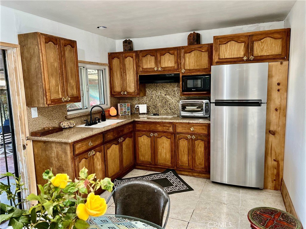528 S Ash Avenue Inglewood CA 90301 10 528 S Ash Avenue Inglewood CA 90301