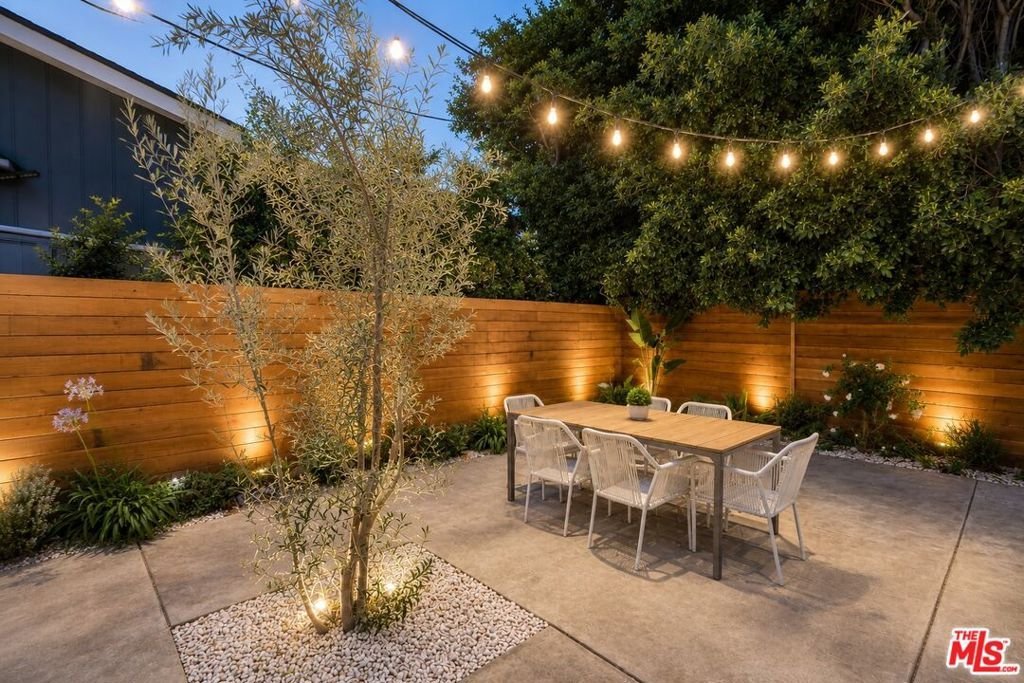 9028 Keith Avenue West Hollywood CA 90069 18 9028 Keith Avenue West Hollywood CA 90069