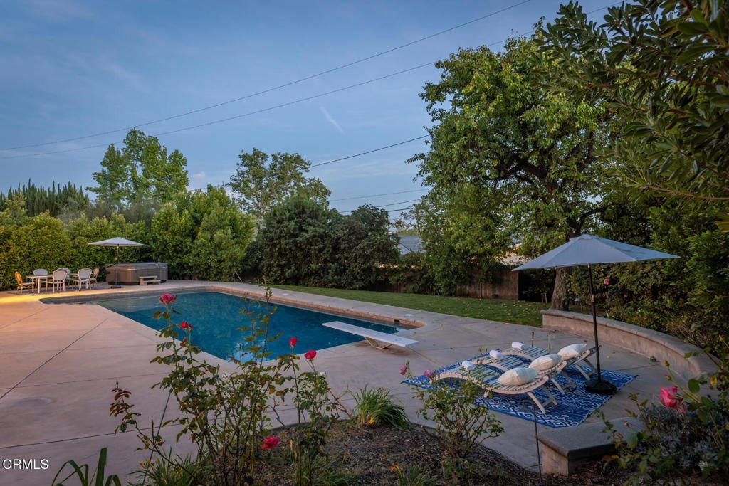 904 Wiladonda Drive La Canada Flintridge CA 91011 50 904 Wiladonda Drive La Canada Flintridge CA 91011