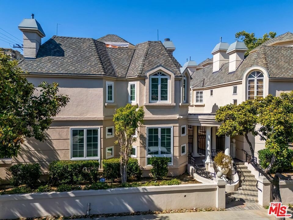 9001 Dayton Way D Beverly Hills CA 90211 20 9001 Dayton Way D Beverly Hills CA 90211