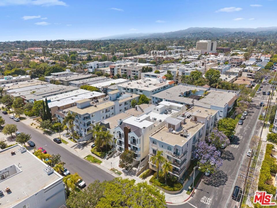11907 Darlington Avenue 101 Los Angeles CA 90049 35 11907 Darlington Avenue 101 Los Angeles CA 90049