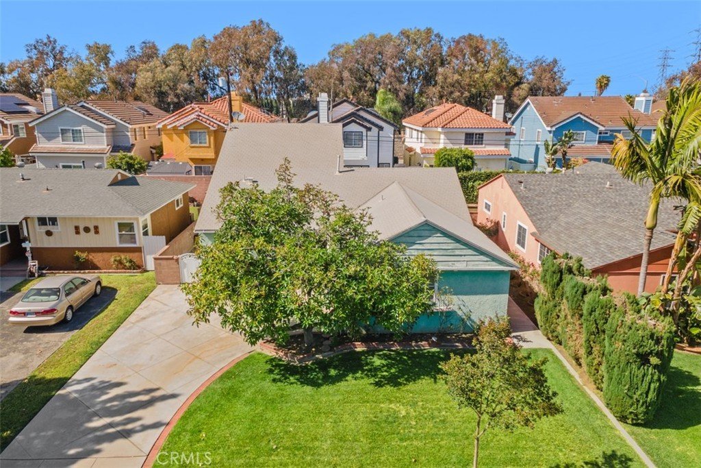 10253 Angell Downey CA 90242 34 10253 Angell Downey CA 90242