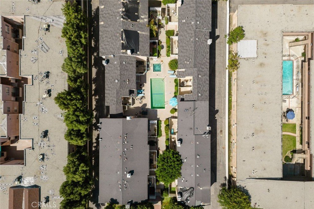 18643 Burbank 7 Tarzana CA 91356 30 18643 Burbank 7 Tarzana CA 91356