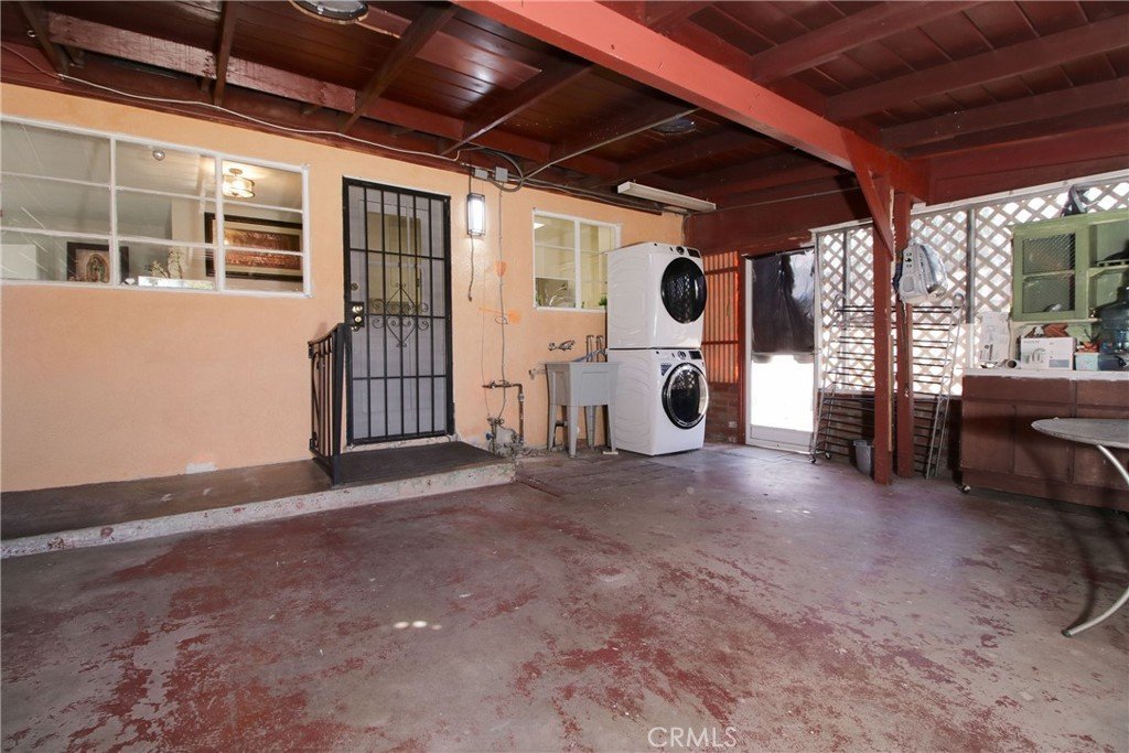 14615 San Fernando Mission Boulevard San Fernando CA 91340 24 14615 San Fernando Mission Boulevard San Fernando CA 91340