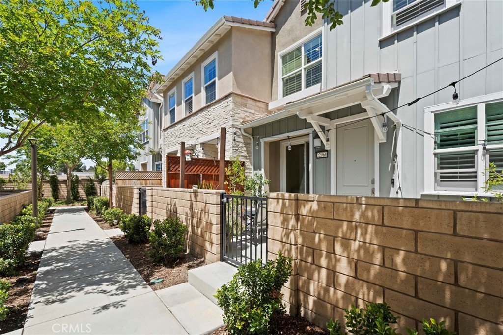 22960 Harvest Mill Saugus CA 91350 38 22960 Harvest Mill Saugus CA 91350