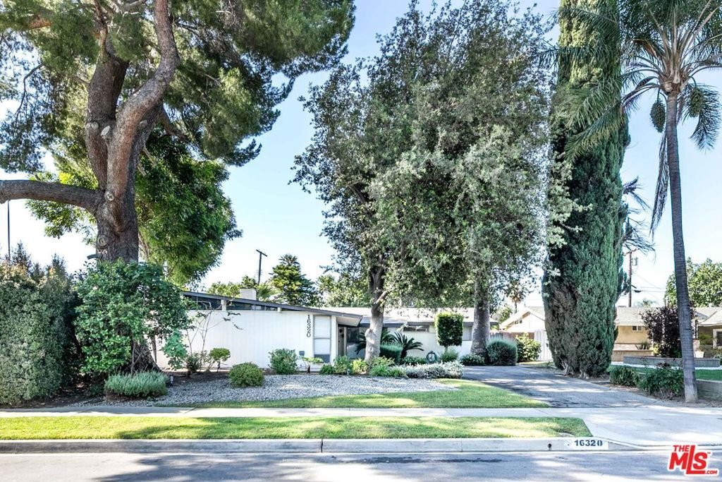 16320 Gledhill Street North Hills CA 91343 34 16320 Gledhill Street North Hills CA 91343