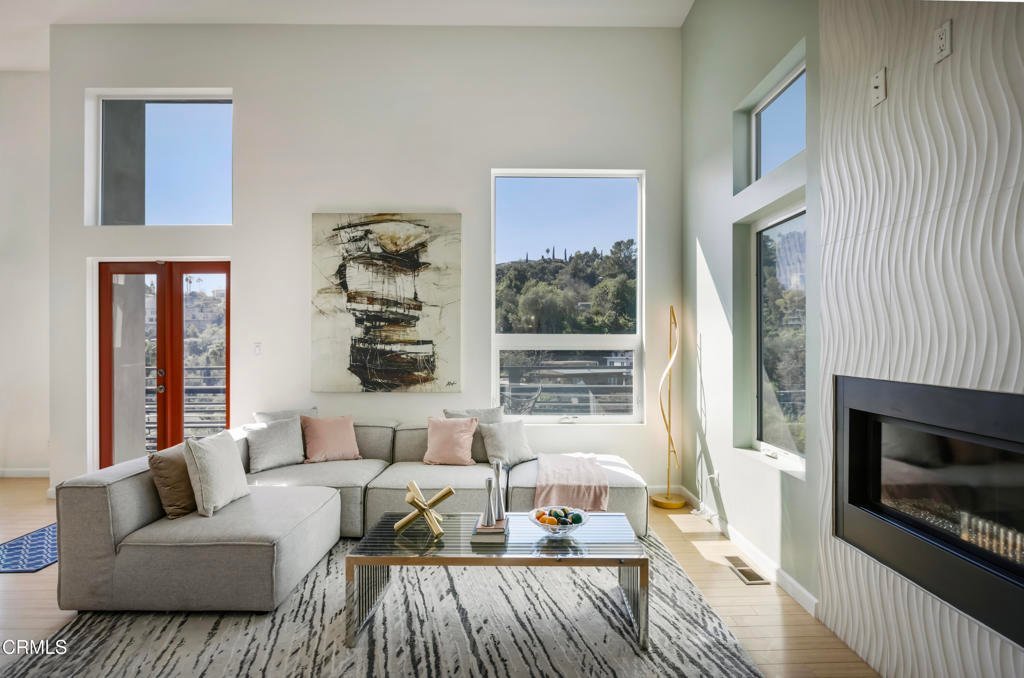475 Rustic Drive Los Angeles CA 90065 45 475 Rustic Drive Los Angeles CA 90065