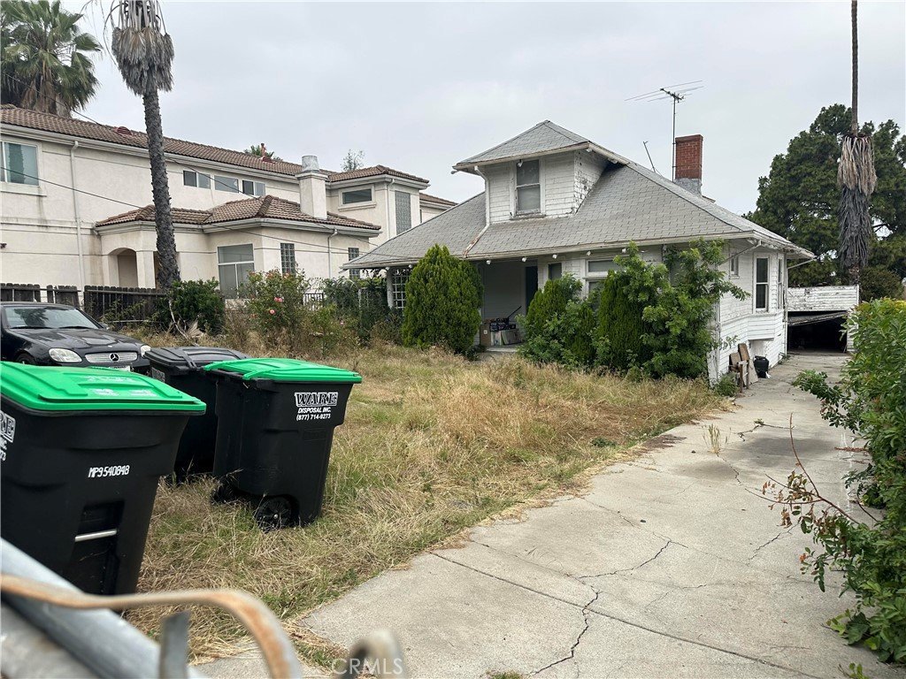 325 Mooney Monterey Park CA 91755 1 325 Mooney Monterey Park CA 91755