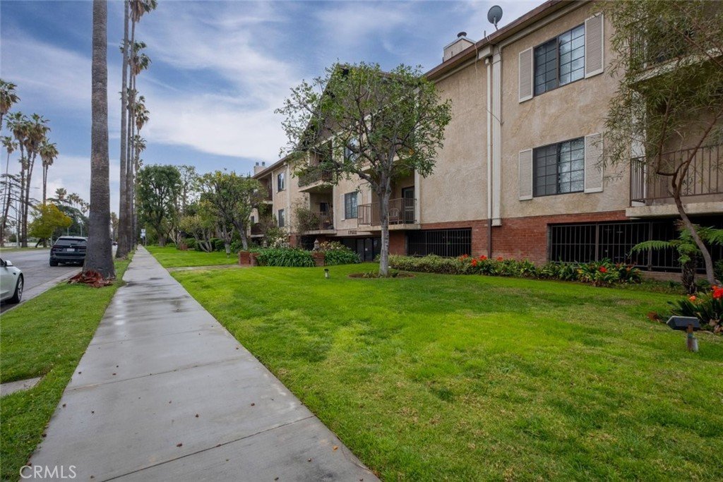 17522 Sherman Way 202 Van Nuys CA 91406 39 17522 Sherman Way 202 Van Nuys CA 91406