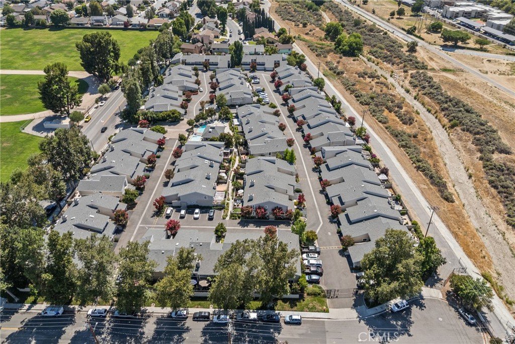 23121 Yvette Lane Valencia CA 91355 42 23121 Yvette Lane Valencia CA 91355