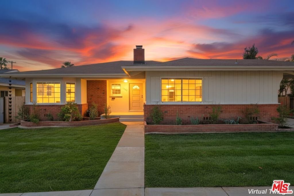 10519 S 3rd Avenue Inglewood CA 90303 18 10519 S 3rd Avenue Inglewood CA 90303