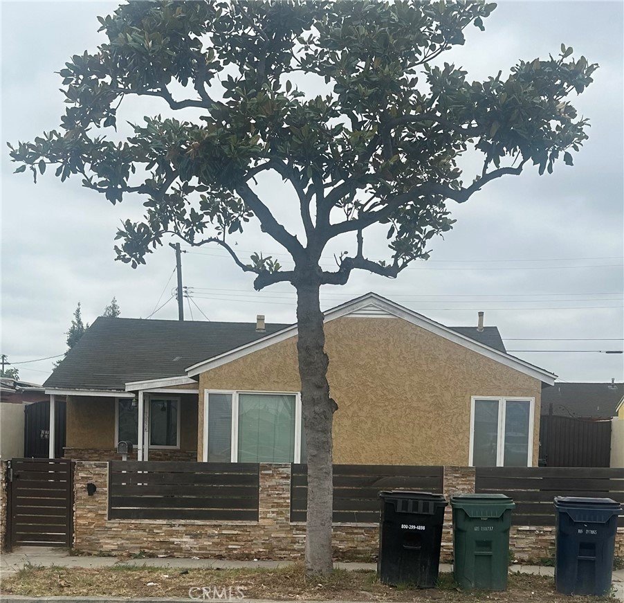 1234 E 139th Compton CA 90222 1 1234 E 139th Compton CA 90222