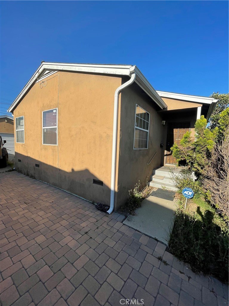 241 E 158th Street Gardena CA 90248 2 241 E 158th Street Gardena CA 90248