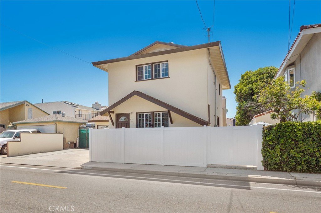 2905 Rindge Redondo Beach CA 90278 26 2905 Rindge Redondo Beach CA 90278