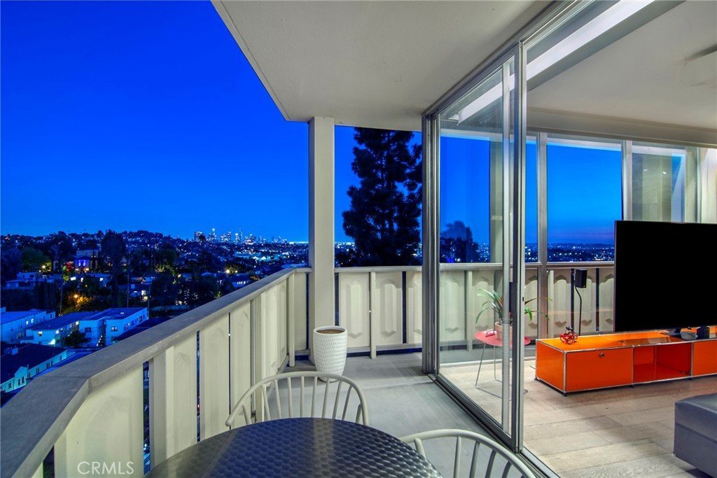 4411 Los Feliz Boulevard 1007 Los Angeles CA 90027 30 4411 Los Feliz Boulevard 1007 Los Angeles CA 90027