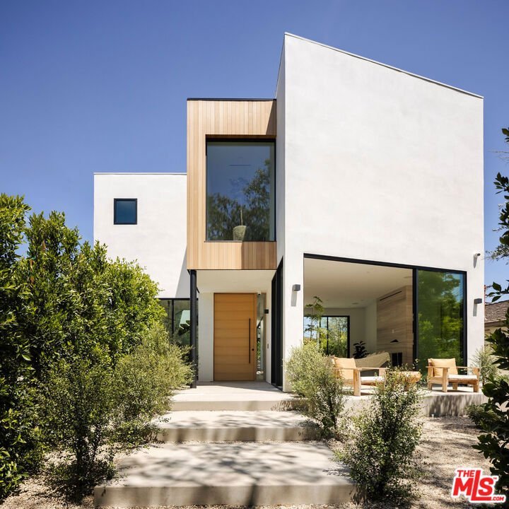 116 S Gretna Green Way Los Angeles CA 90049 33 116 S Gretna Green Way Los Angeles CA 90049