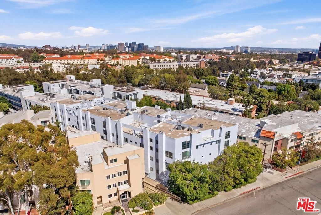 514 S Barrington Avenue 104 Los Angeles CA 90049 33 514 S Barrington Avenue 104 Los Angeles CA 90049
