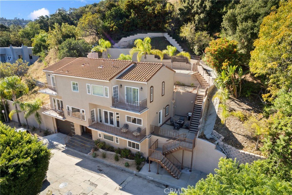 15330 Del Gado Sherman Oaks CA 91403 45 15330 Del Gado Sherman Oaks CA 91403