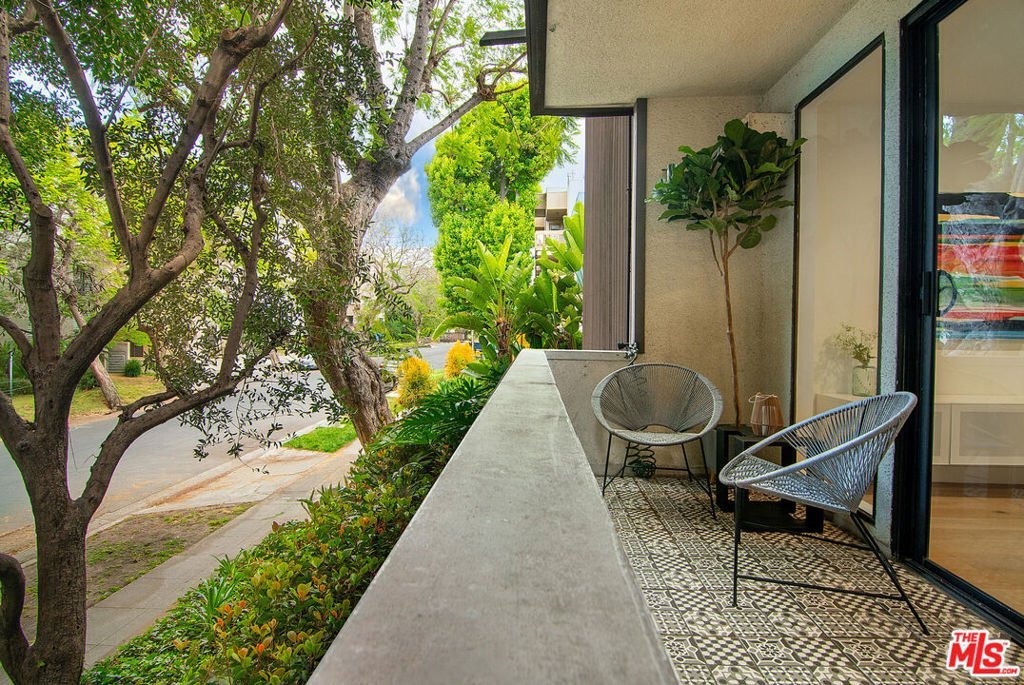1434 Greenfield Avenue 102 Los Angeles CA 90025 28 1434 Greenfield Avenue 102 Los Angeles CA 90025