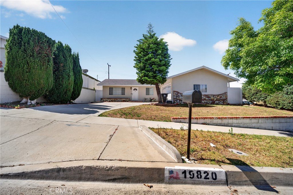 19820 Merryhill Canyon Country CA 91351 13 19820 Merryhill Canyon Country CA 91351