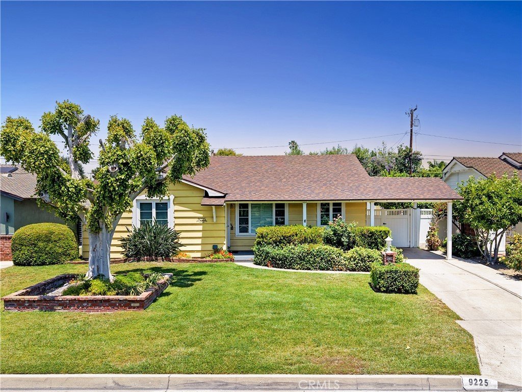 9225 Buell Street Downey CA 90241 36 9225 Buell Street Downey CA 90241