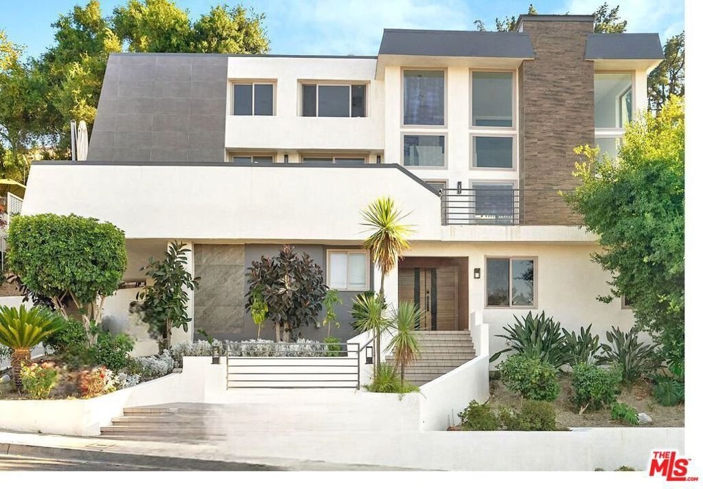3539 Alana Drive Sherman Oaks CA 91403 38 3539 Alana Drive Sherman Oaks CA 91403