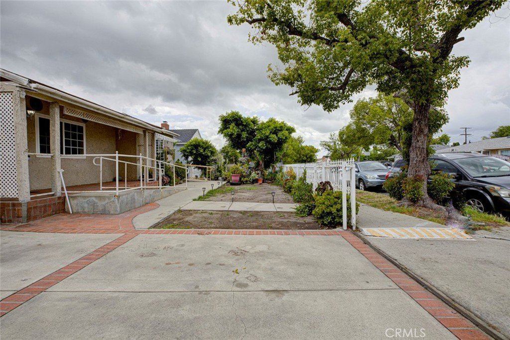 7920 Riverton Avenue Sun Valley CA 91352 67 7920 Riverton Avenue Sun Valley CA 91352