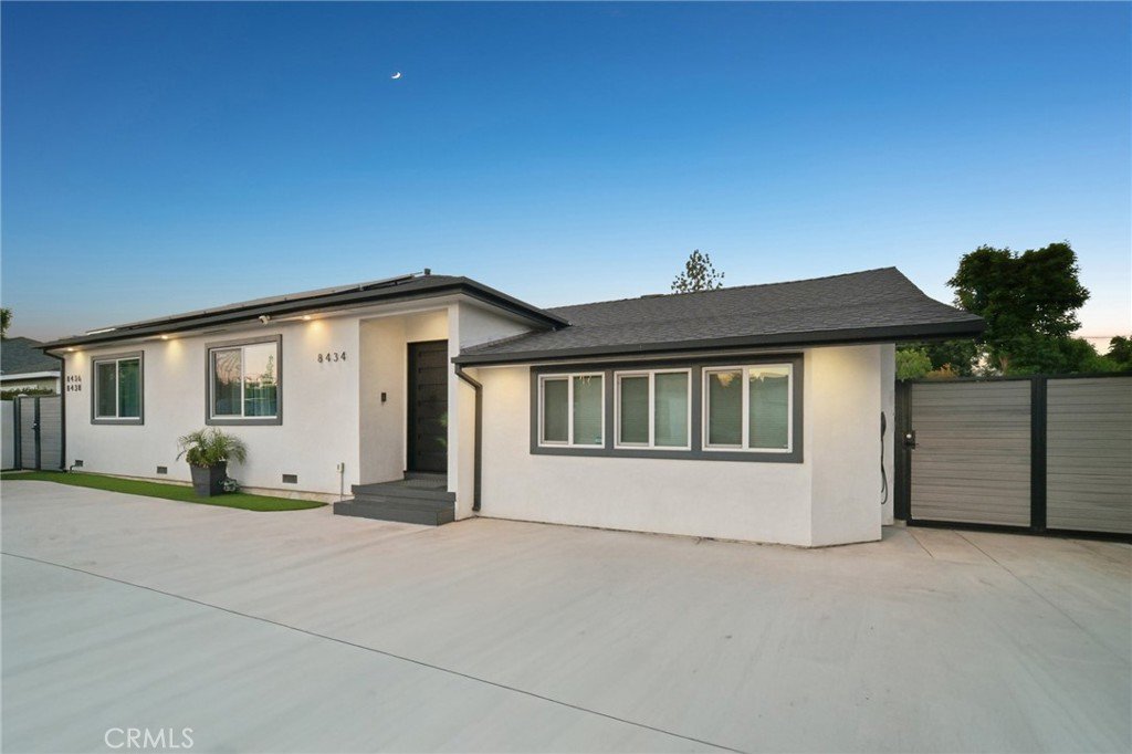 8434 Oakdale Avenue Winnetka CA 91306 69 8434 Oakdale Avenue Winnetka CA 91306