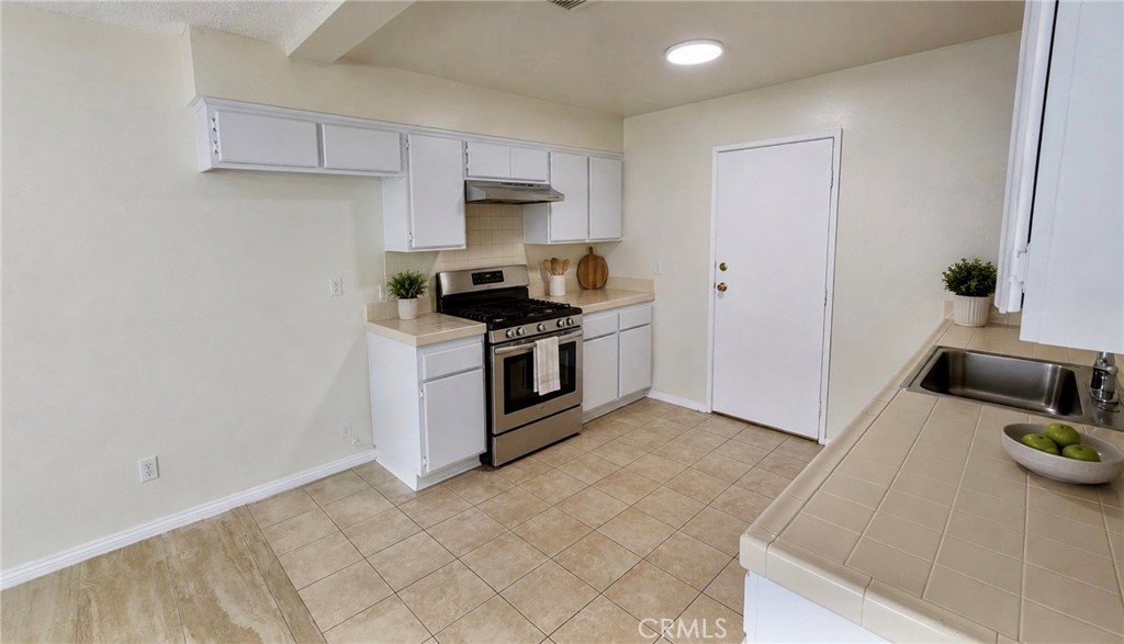 228 S Avenue 18 D Los Angeles CA 90031 44 228 S Avenue 18 D Los Angeles CA 90031