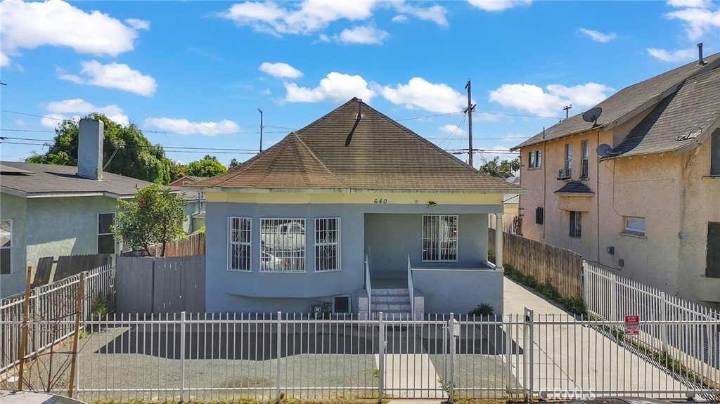 640 E 54th Street Los Angeles CA 90011 20 640 E 54th Street Los Angeles CA 90011