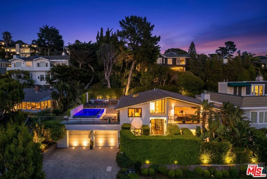 31851 Sea Level Drive Malibu CA 90265 32 31851 Sea Level Drive Malibu CA 90265
