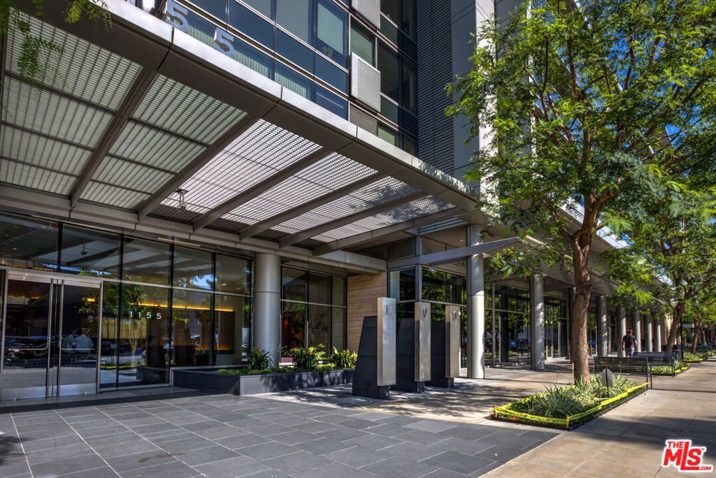 1155 S GRAND Avenue 707 Los Angeles CA 90015 25 1155 S GRAND Avenue 707 Los Angeles CA 90015