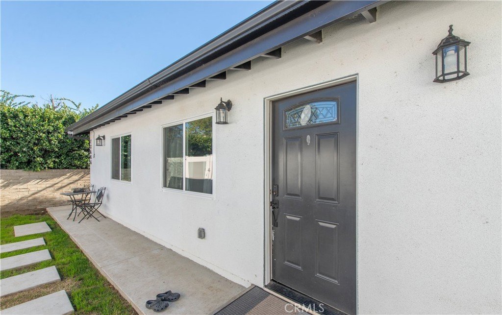 13608 Bassett Valley Glen CA 91405 51 13608 Bassett Valley Glen CA 91405
