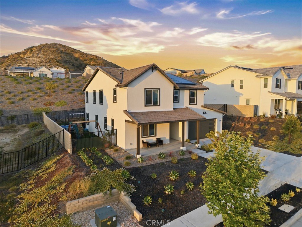 28619 Sunny Ridge Terrace Castaic CA 91384 60 28619 Sunny Ridge Terrace Castaic CA 91384